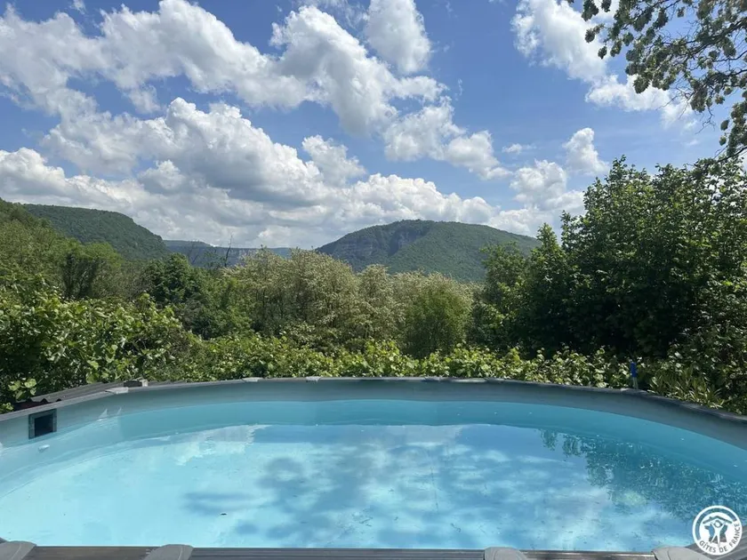 Gite with terrace, pool & garden - Image 1