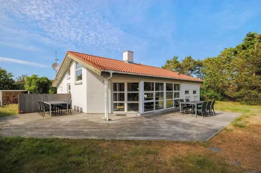 Fully equipped lovely house with terrace, garden & sauna | Pet-friendly - Image 1