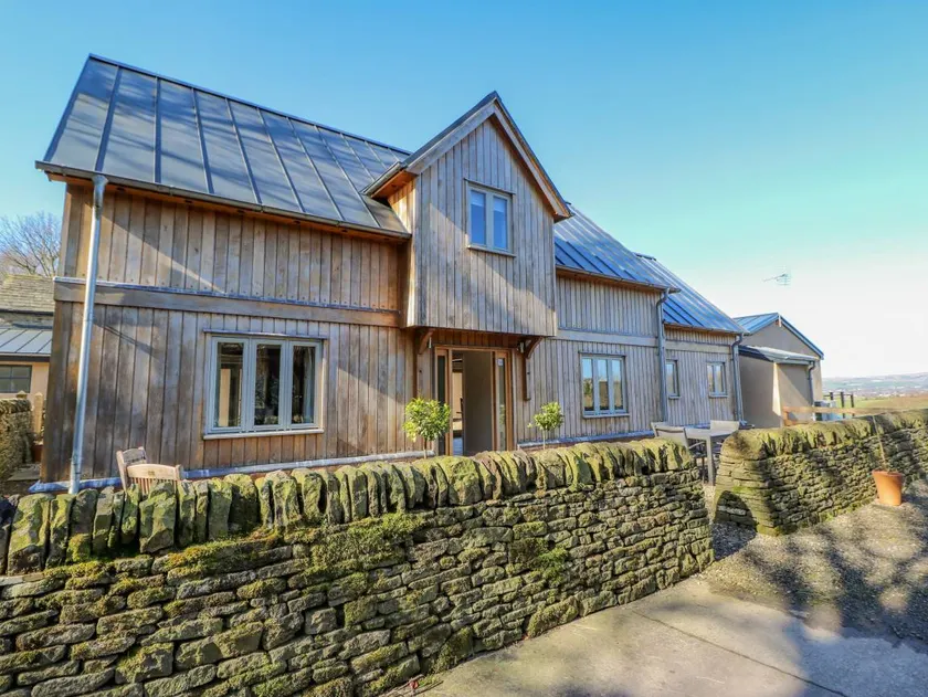 Child-friendly cottage with garden - Image 1