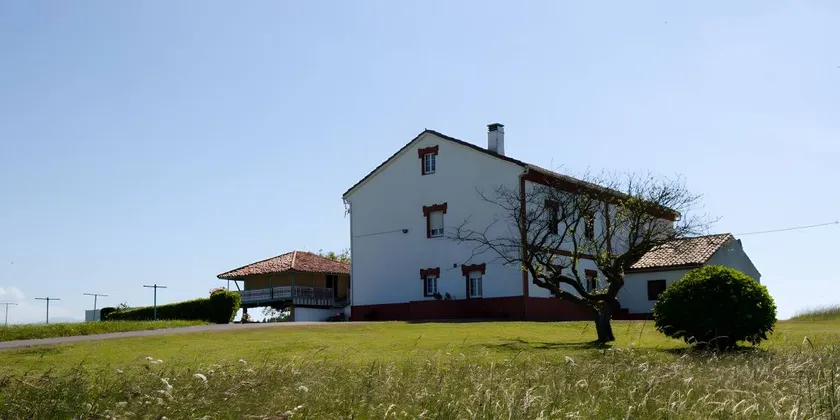Attraente casa con terrazza, giardino e griglia | Vista sulla montagna | Ammette cani - Image 1