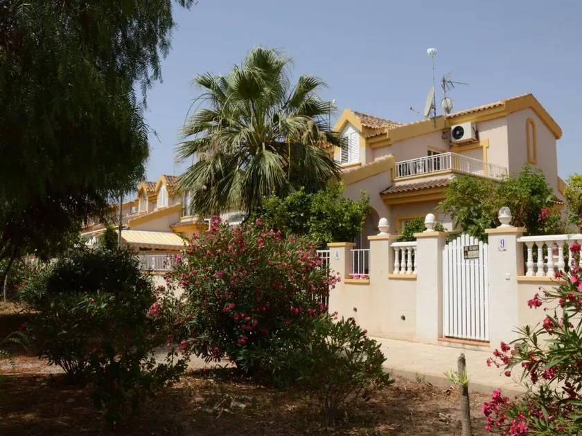 Holiday home with garden, pool & terrace | Close to the beach - Image 1