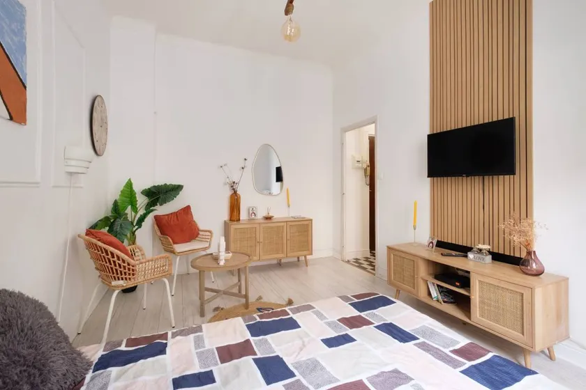 Fully equipped holiday apartment | Next to Russian Orthodox Cathedral - Image 1