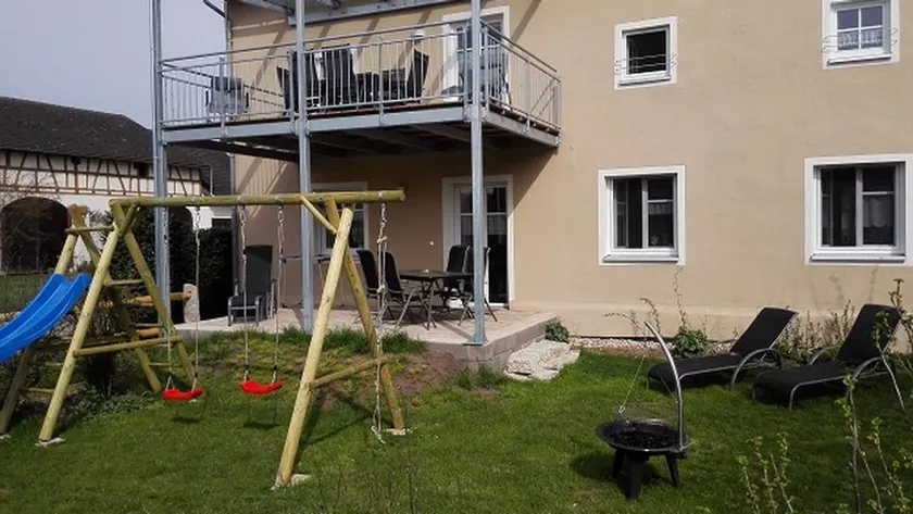 Apartment with garden, terrace & BBQ | Garden view - Image 1