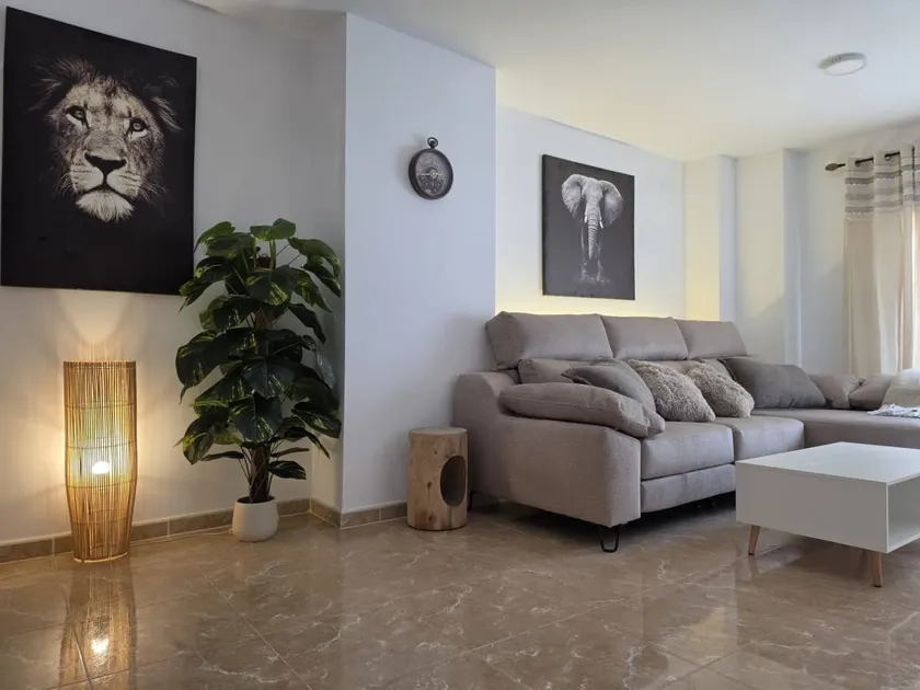 'Edificio Marly' Apartment with Wi-Fi and Air Conditioning - Image 1