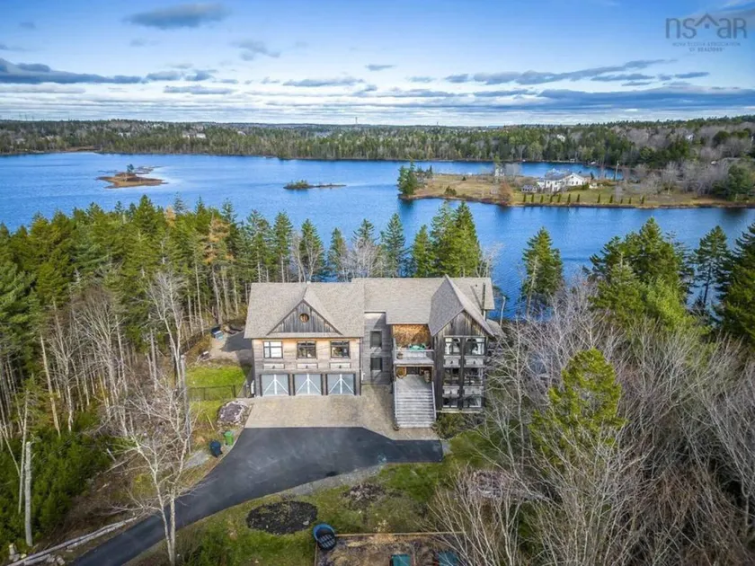 Nice holiday home with private pool | Pets are welcome - Image 1