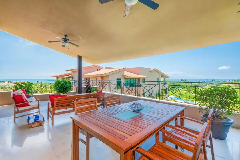 Family-friendly apartment with pool & terrace | Sea view - Image 1