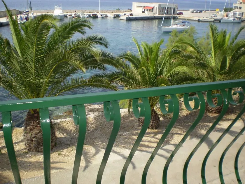 Flat with terrace | Sea view - Image 1
