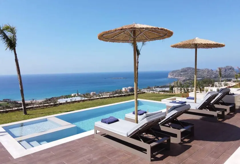 Fully equipped villa with barbeque, garden & heated pool - Image 1
