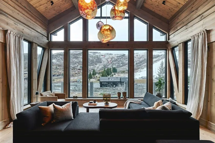 Children-friendly house with sauna & terrace | Sea view | Perfect for remote work - Image 1