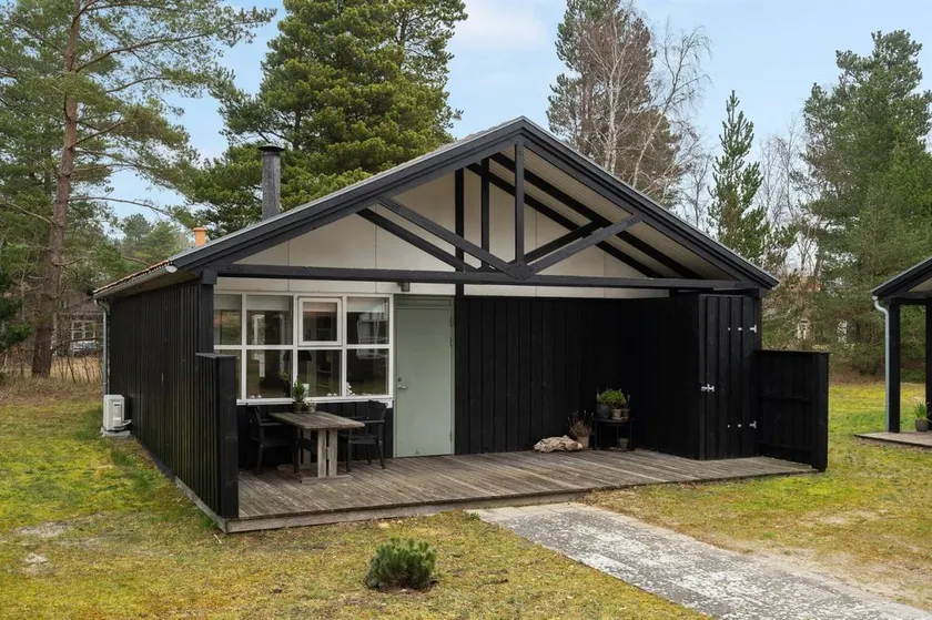 House with terrace | Next to the beach - Image 1