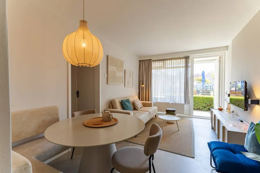 Holiday apartment with sauna & terrace - Image 1