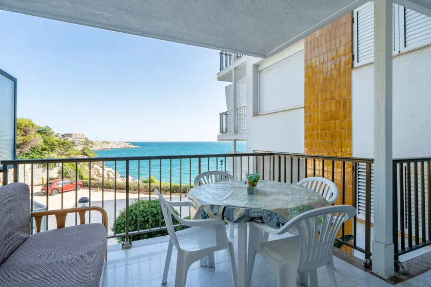 Child-friendly charming flat with garden, terrace & private pool | Garden view | Beach nearby - Image 1