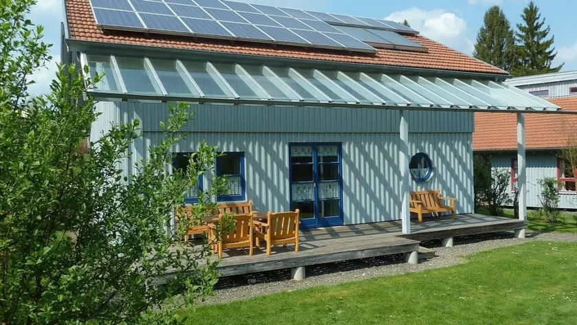 Children-friendly holiday home with garden, BBQ & terrace | Mountain view | Pet-friendly - Image 1