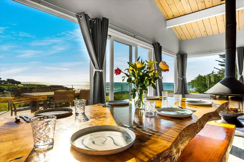 House with terrace, garden & barbeque | Sea view - Image 1