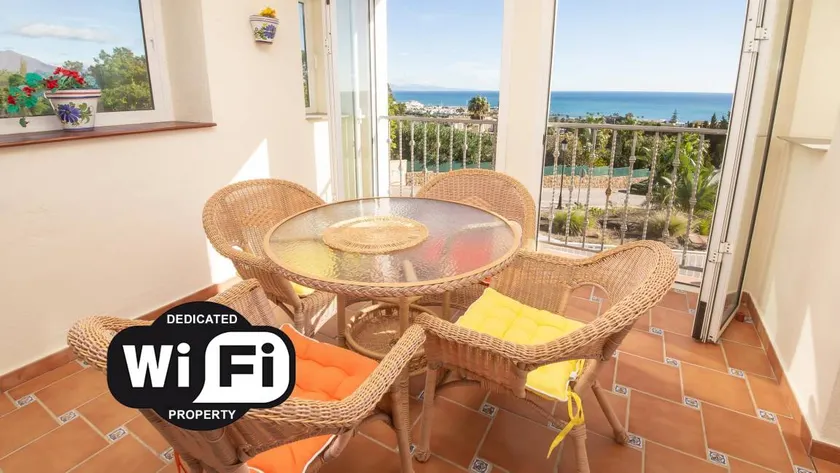 Voll ausgestattete charmante Wohnung mit Pool und Terrasse - Image 1