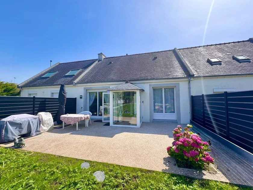 Child-friendly wonderful holiday home with terrace, garden & BBQ | Garden view | Pets are welcome - Image 1