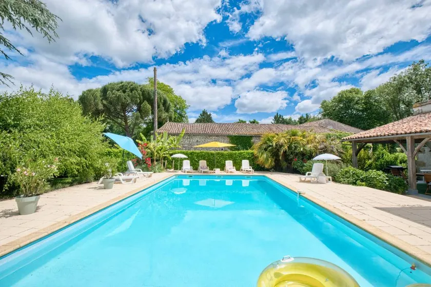 Ferienhaus mit Pool, Garten und Grill | Gartenblick - Image 1