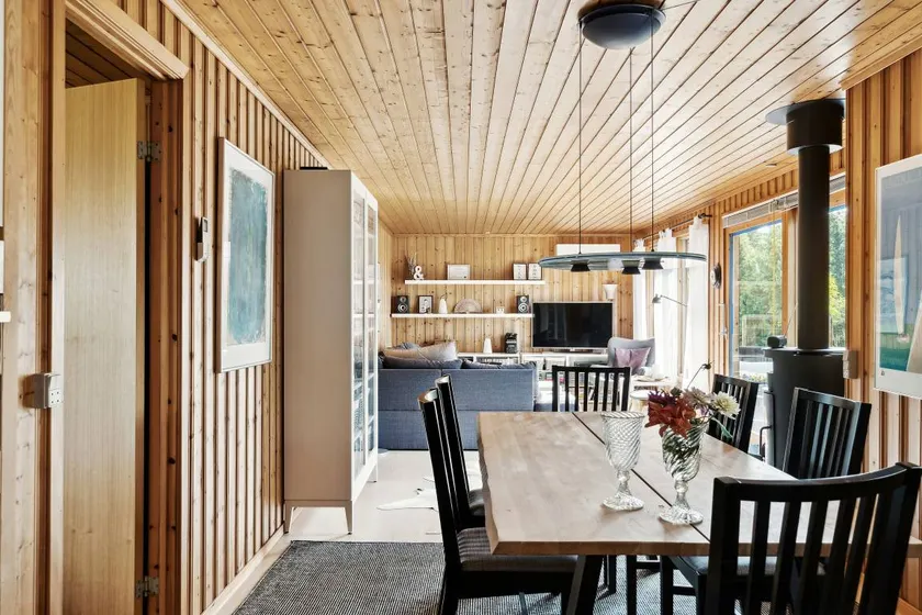 Enjoy outdoor life with orangery and kitchen - Image 1