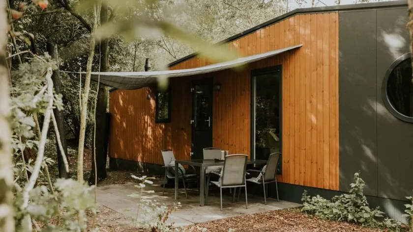 6-person holiday home for relaxing retreat. - Image 1
