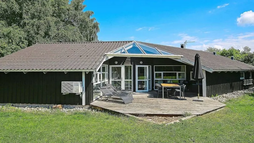 Ferienhaus mit Pool, Whirlpool und Terrasse | Haustiere erlaubt - Image 1
