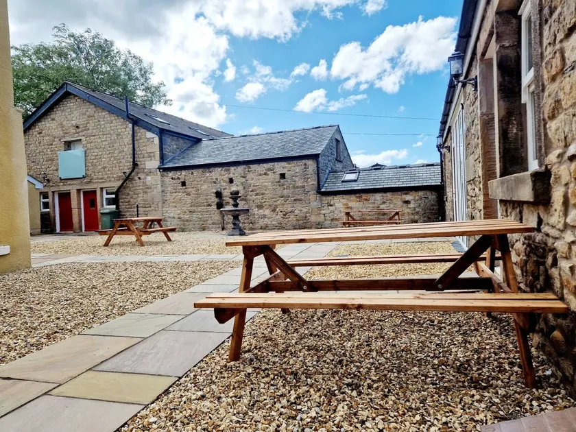 Fully equipped cottage with garden | Dogs allowed - Image 1