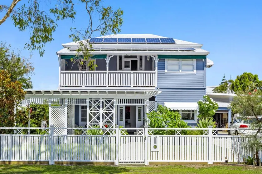Fully equipped flat with terrace | Next to the beach - Image 1