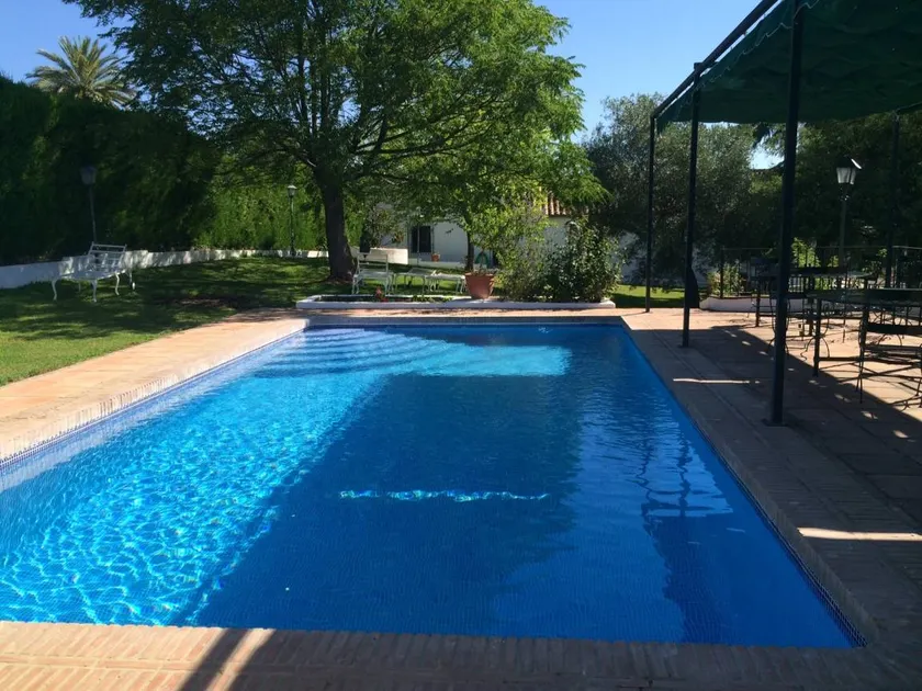 Casa con giardino, piscina privata e terrazza | Vista sul giardino | Perfetta per il lavoro da remoto - Image 1