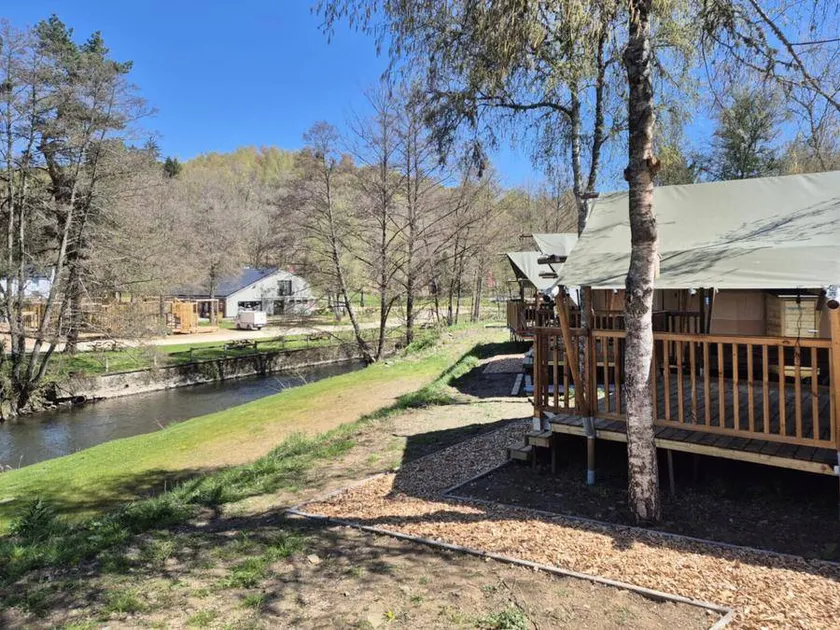 Pleasant tent with 2 bedrooms for 4 persons - Image 1