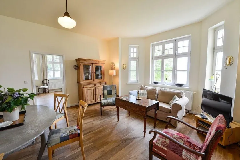 Apartment with garden, sauna & barbeque | Sea view - Image 1