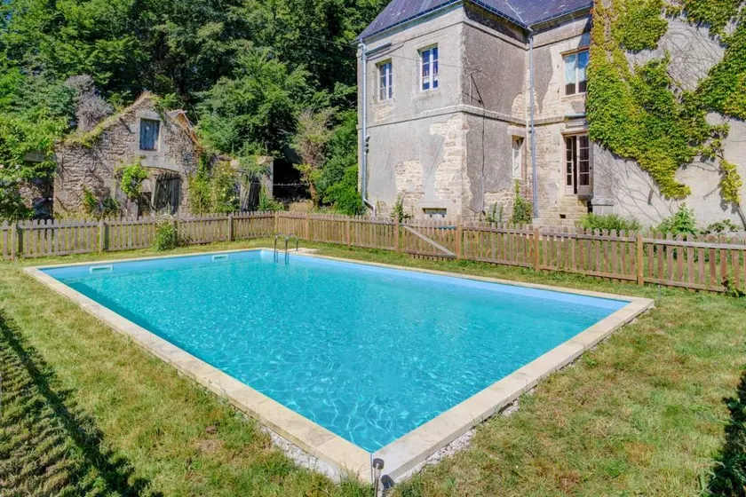 Schloss mit Garten, privatem Pool und Terrasse - Image 1