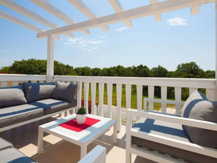 Encantador apartamento vacacional con terraza, barbacoa y jardín | Vistas a la naturaleza - Image 1