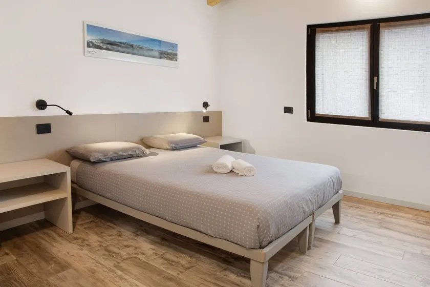 Agradable apartamento totalmente equipado con terraza | Vistas a la montaña | Adaptado para teletrabajar | Admite mascotas - Image 1