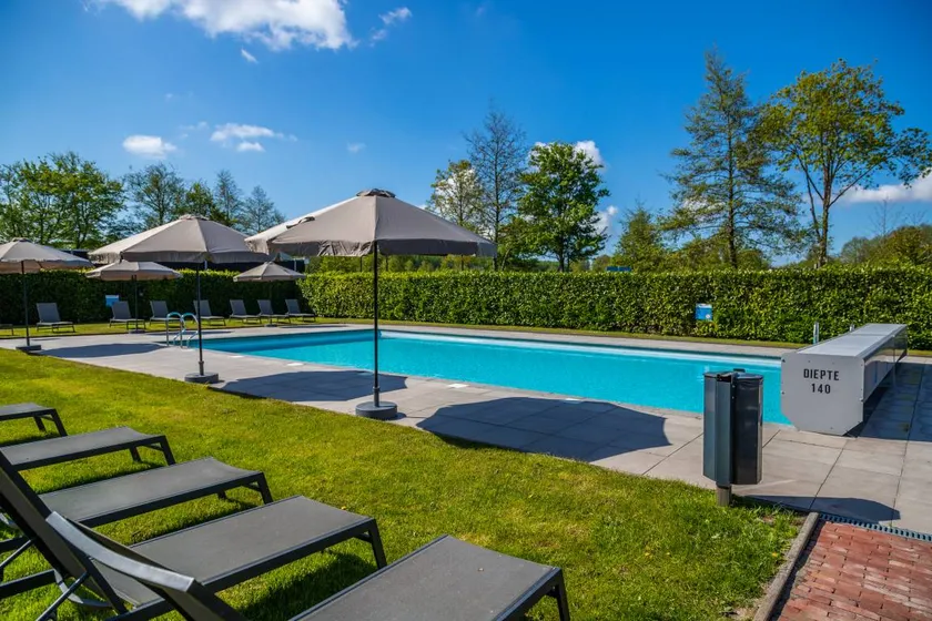 Holiday home with garden & terrace | Pet-friendly - Image 1