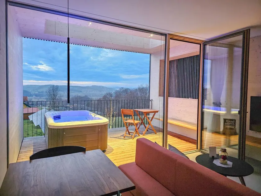 Holiday apartment with hot tub - Image 1