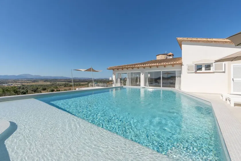 Holiday Home 'Luxury Finca Es Moli Pool Tennis' with Mountain View, Wi-Fi and Air Conditioning - Image 1