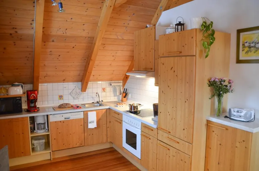 Holiday apartment with garden, terrace & barbecue - Image 1