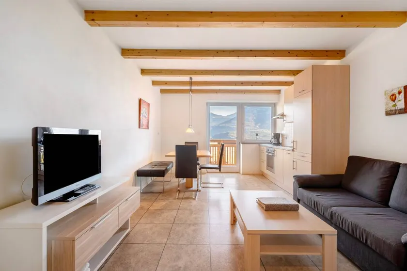 Ferienwohnung 'Kastelaz' mit Bergblick, Gemeinschaftsgarten und WLAN - Image 1