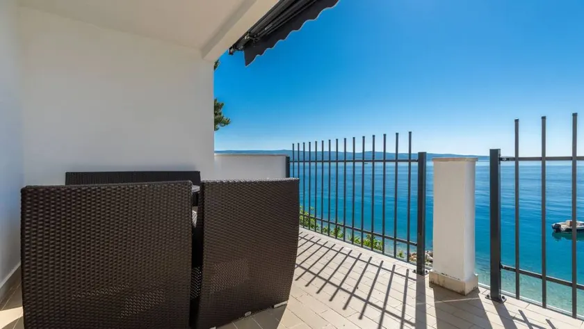 Pleasant flat with terrace & BBQ | Sea view | Next to the beach | Dogs allowed - Image 1