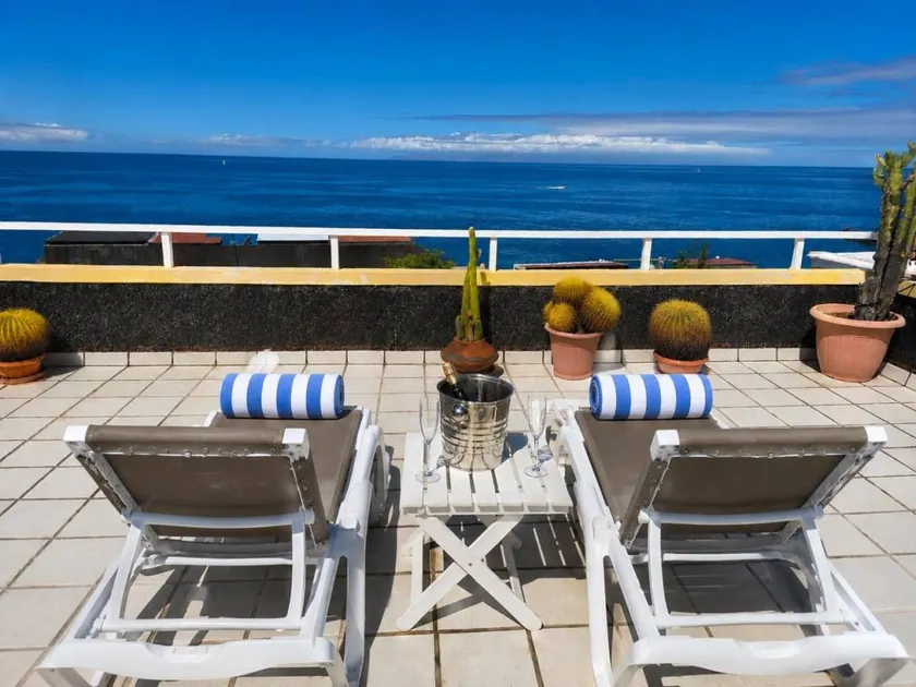 One bedroom appartement with sea view shared pool and enclosed garden at Guia de Isora 1 km away from the beach - Image 1