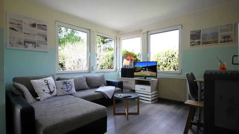 Holiday home with terrace | Dogs allowed - Image 1