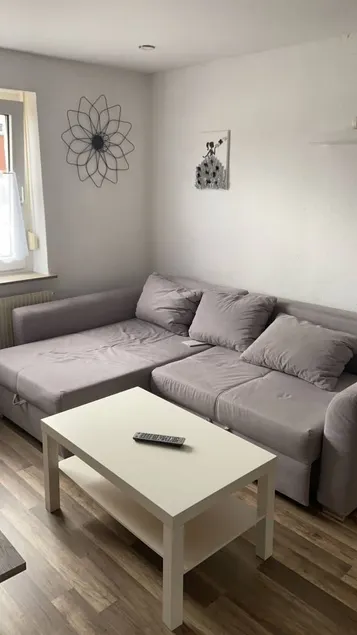 Apartment with garden | Garden view - Image 1