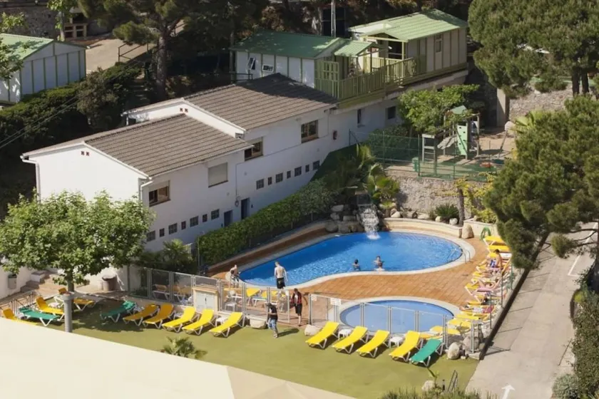 Schöne Camping-Unterkunft mit Grill, Whirlpool und Pool | Nah am Strand | Haustiere erlaubt - Image 1