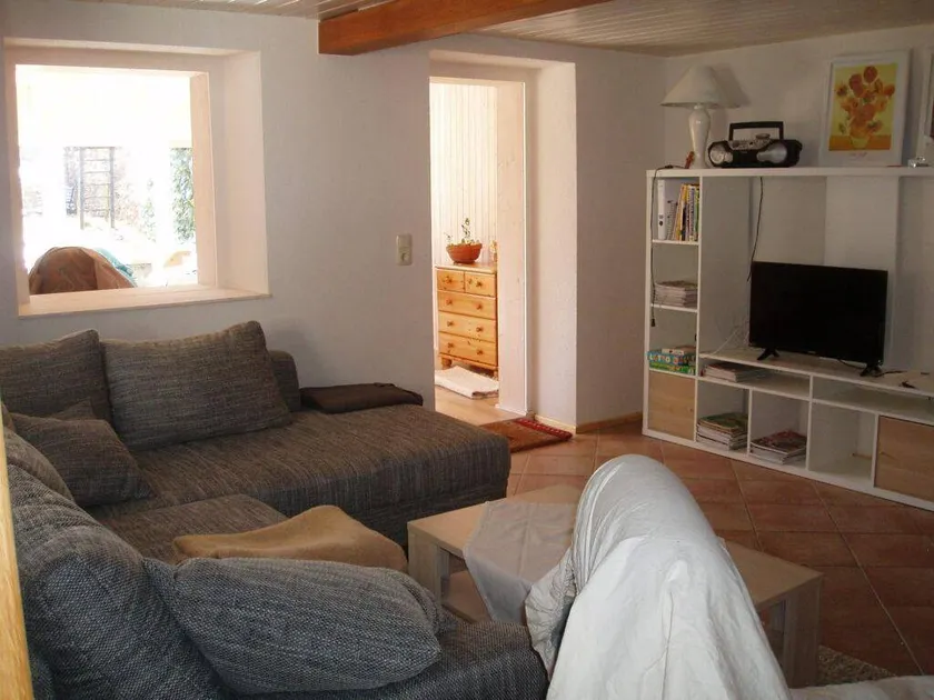 Holiday home with terrace & garden - Image 1