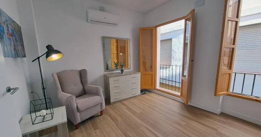 Holiday home with terrace - Image 1