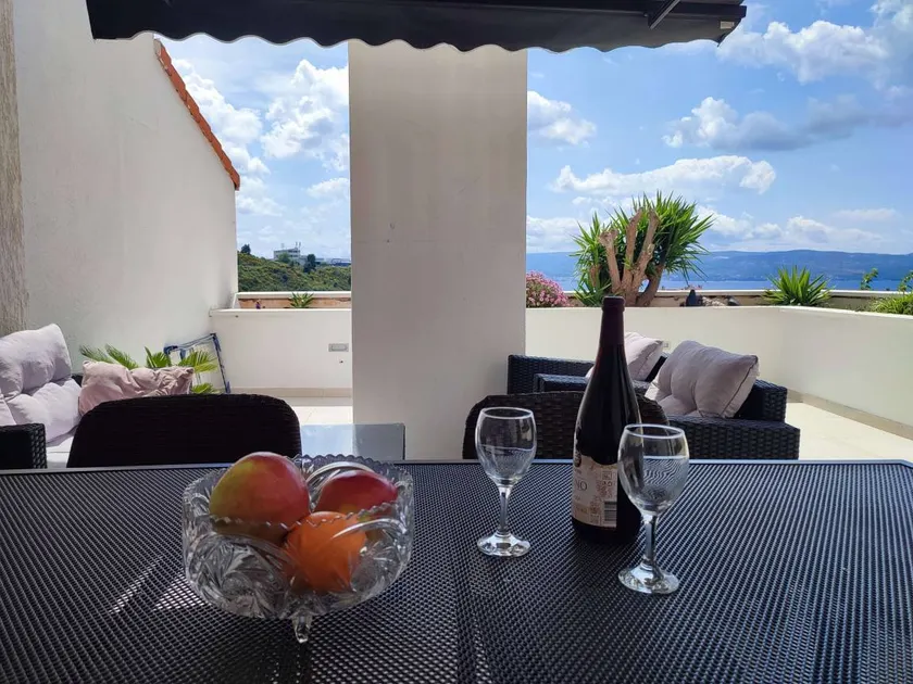Sea View Apartment Dugi Rat - Image 1