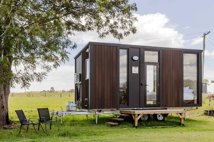 Enjoyable Tiny House with Great Sights in Myrtle Creek, New South Wales - Image 1