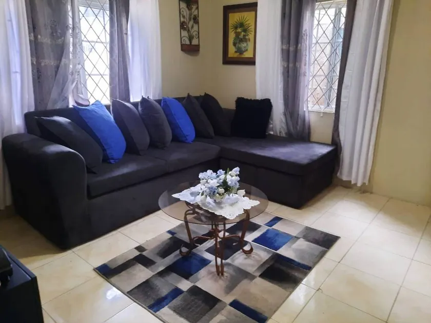 Flat with garden | Mountain view - Image 1