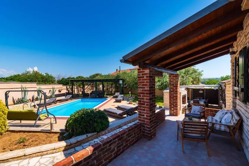 Gemütliche Villa mit Garten, Grill und privatem Pool | Haustierfreundlich - Image 1