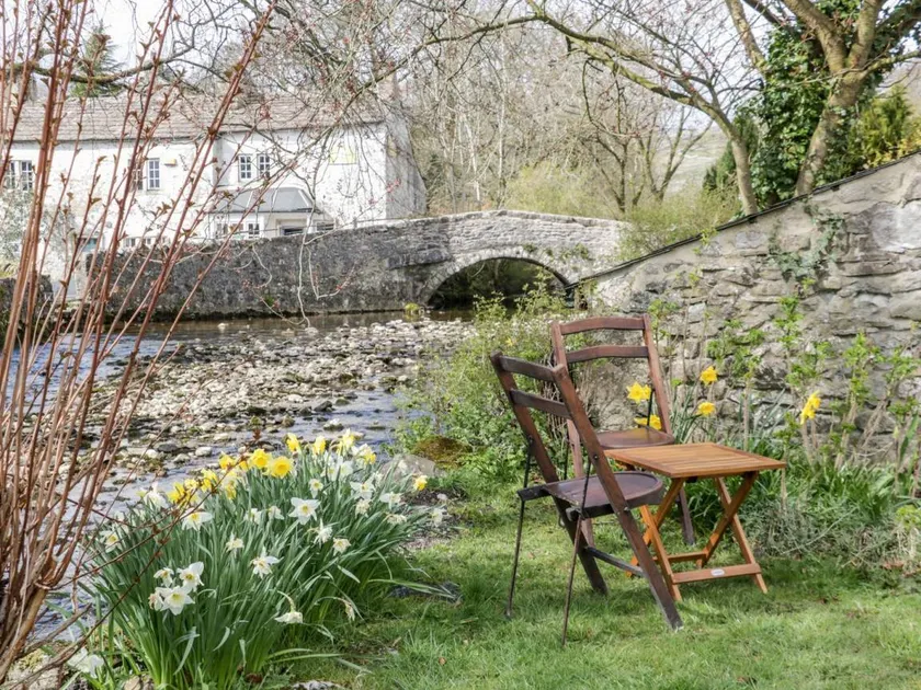 Family-friendly charming cottage with garden | Pets allowed - Image 1