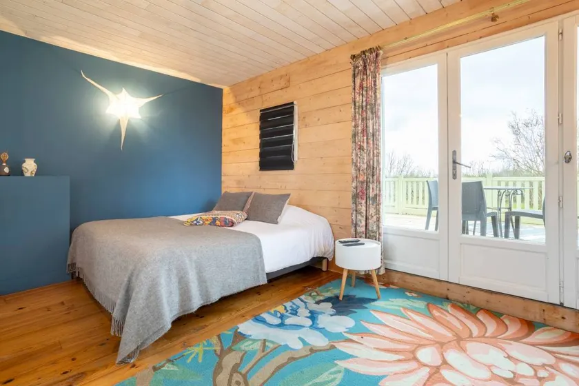 Quiet studio with private terrace and garden, 3 km from the beaches and 5 km from the city center - Image 1